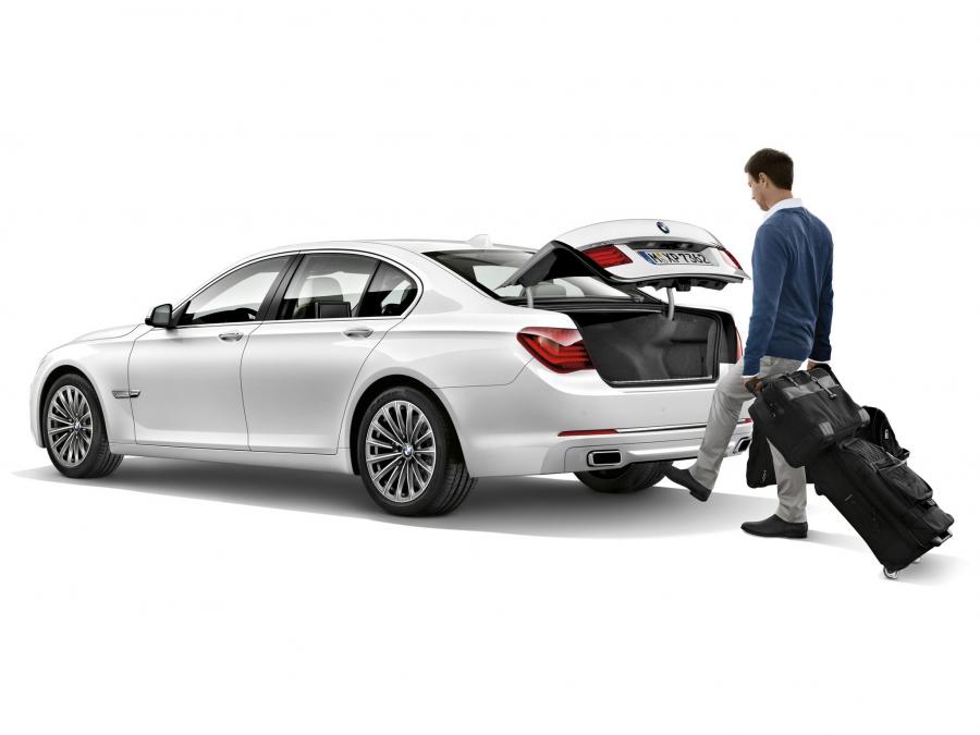  BMW 750d xDrive 2012 года  (фото 44 из 54)